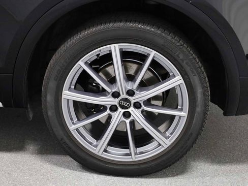 Used 2023 Audi SQ5 Premium Plus w/ Premium Plus Package image 36