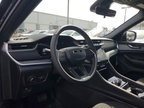 New 2026 Jeep Grand Cherokee L 2WD image 22