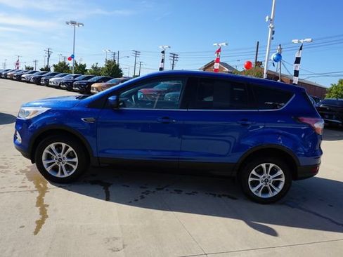 Used 2017 Ford Escape SE AWD/4WD image 8