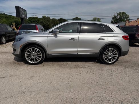 Used 2016 Lincoln MKX Reserve w/ Climate Package AWD/4WD image 2
