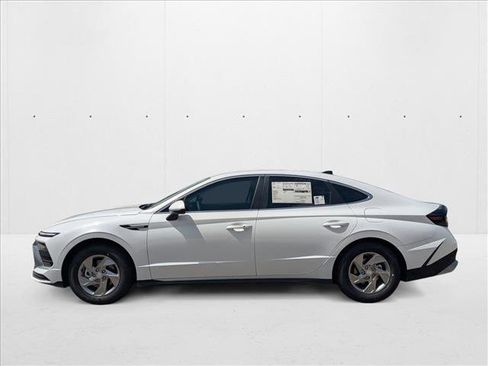 New 2025 Hyundai Sonata SE image 5