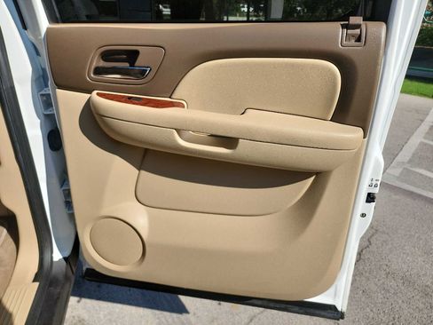 Used 2014 Chevrolet Silverado 3500 LTZ w/ LTZ Plus Package image 37