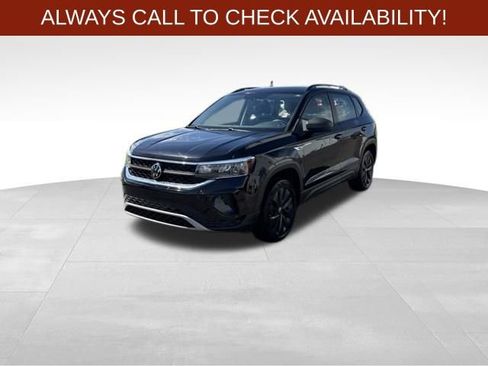 Used 2023 Volkswagen Taos S FWD image 3