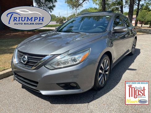 Used 2016 Nissan Altima 2.5 SL w/ Moonroof Package FWD image 1