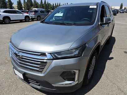 Used 2023 Chevrolet Traverse LT