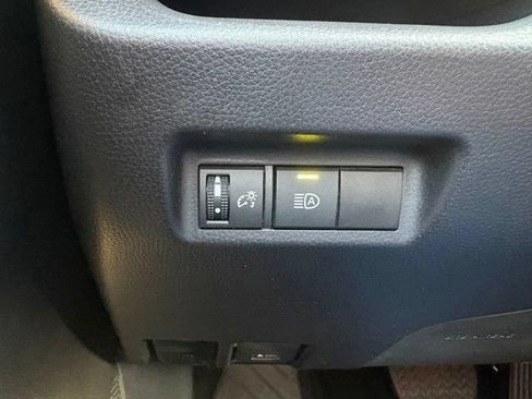 Used 2025 Toyota RAV4 XLE FWD image 14