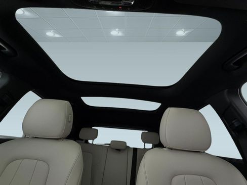 Certified 2026 Mercedes-Benz GLA 250 image 13