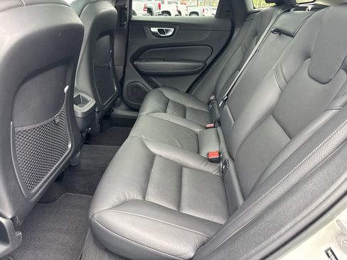 Used 2023 Volvo XC60 B5 Plus w/ Climate Package image 22