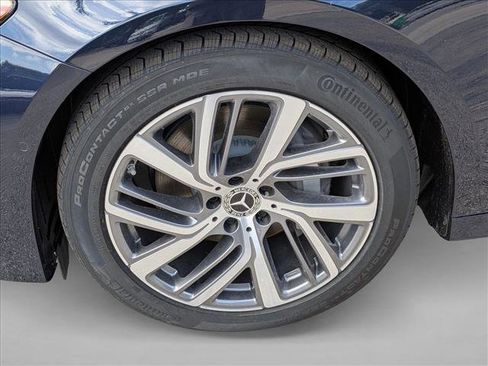 New 2026 Mercedes-Benz E 350 4MATIC Sedan image 9
