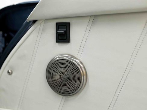Used 1991 Porsche 911 Carrera image 81