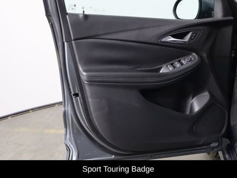 Used 2021 Buick Encore GX Select w/ Sport Touring Package FWD image 12