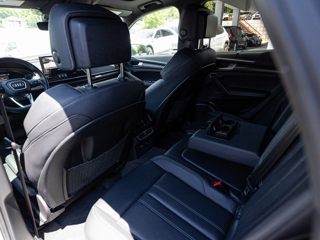 Used 2023 Audi Q5 2.0T Premium Plus w/ Premium Plus Package AWD/4WD image 26