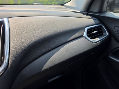 Used 2018 Chevrolet Equinox LT AWD/4WD image 14