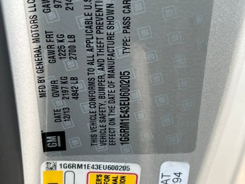 Used 2014 Cadillac ELR w/ Luxury Package image 29