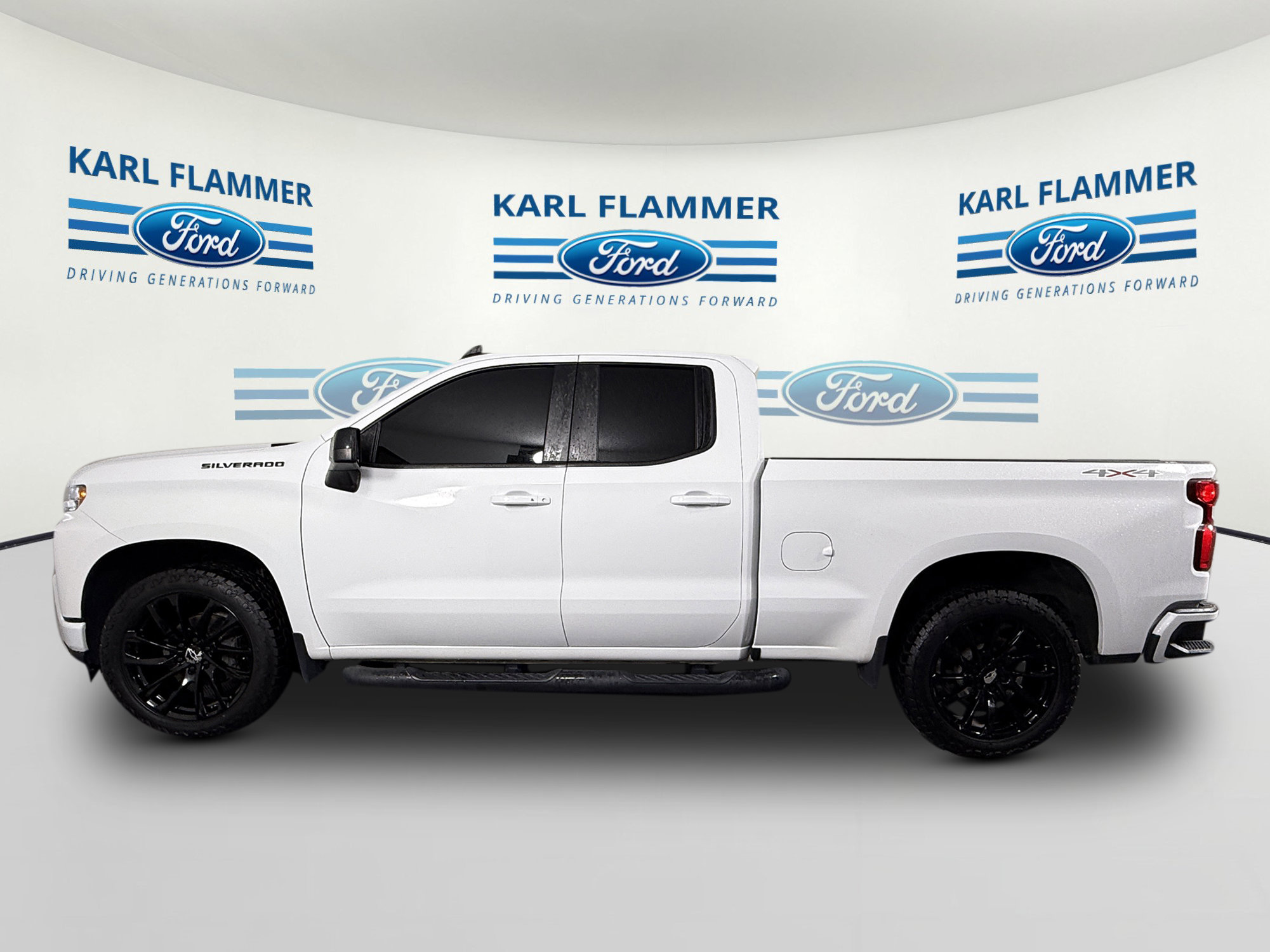 Used 2022 Chevrolet Silverado 1500 RST w/ Rally Edition AWD/4WD image 5