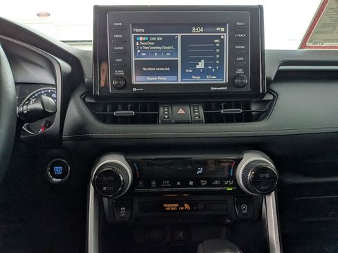 Certified 2022 Toyota RAV4 XLE Premium FWD image 19