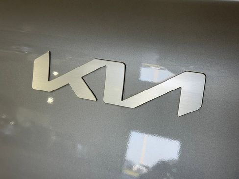Used 2024 Kia Sportage LX AWD/4WD image 29