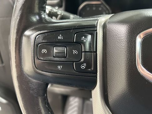 Used 2021 GMC Yukon XL Denali w/ Denali Premium Package image 18