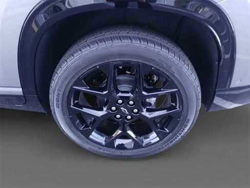 New 2026 Chevrolet Traverse RS image 8