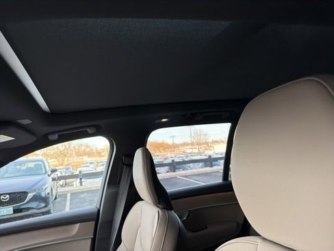 New 2026 Volvo XC90 B6 Plus w/ Protection Package Premier image 13