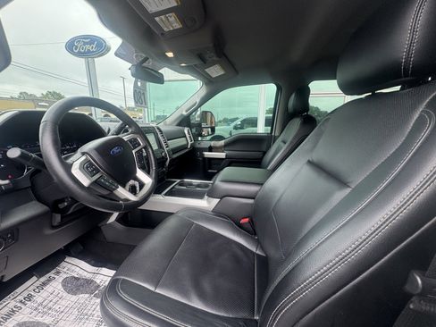 Used 2017 Ford F250 Lariat w/ Chrome Package AWD/4WD image 7