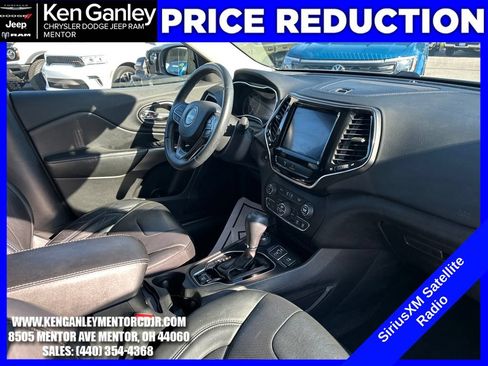 Used 2019 Jeep Cherokee Limited w/ Luxury Group AWD/4WD image 26