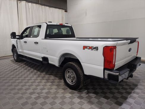 Used 2024 Ford F250 XL w/ XL Chrome Package AWD/4WD image 2
