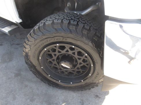 Used 2019 Chevrolet Silverado 3500 W/T AWD/4WD image 5