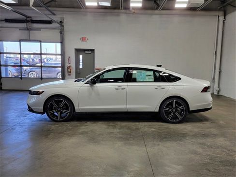 New 2026 Honda Accord SE image 9