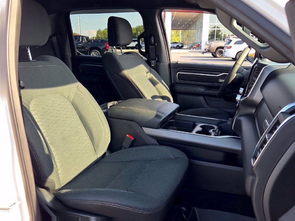 Used 2025 RAM 1500 Big Horn RWD image 16