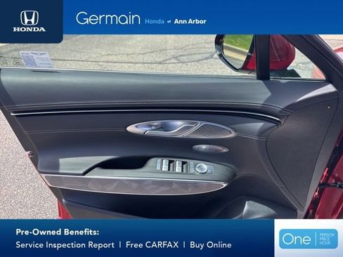 Used 2025 Genesis GV70 3.5T Sport w/ Sport Advanced Package AWD/4WD image 21