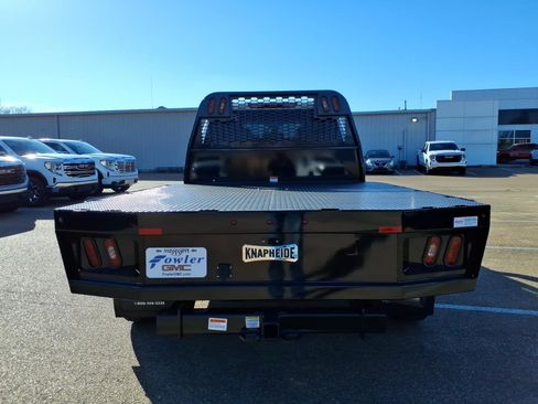 New 2026 GMC Sierra 3500 Pro w/ Convenience Package image 4