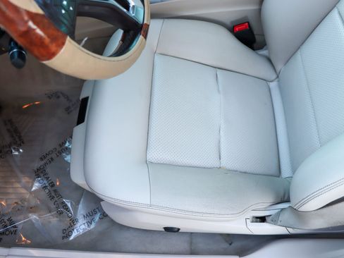 Used 2014 Mercedes-Benz E 350 Sedan image 16