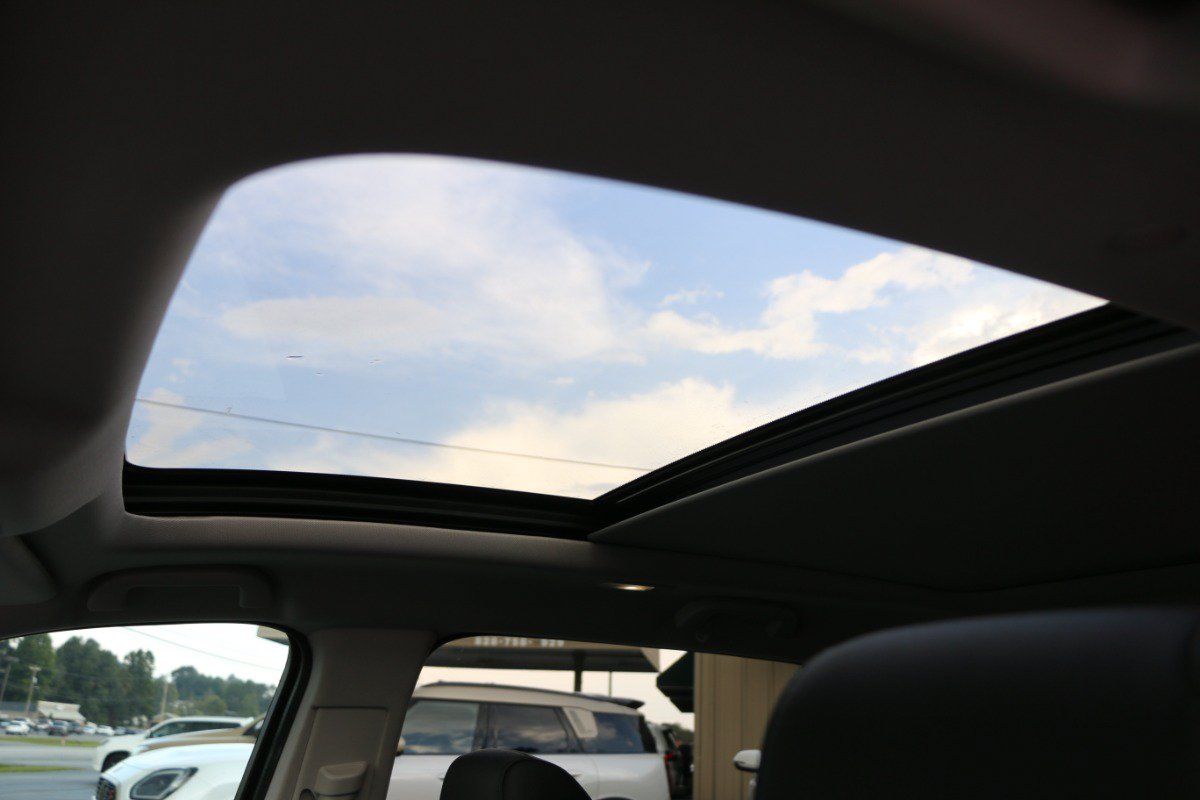 Used 2025 Acura MDX SH-AWD image 29