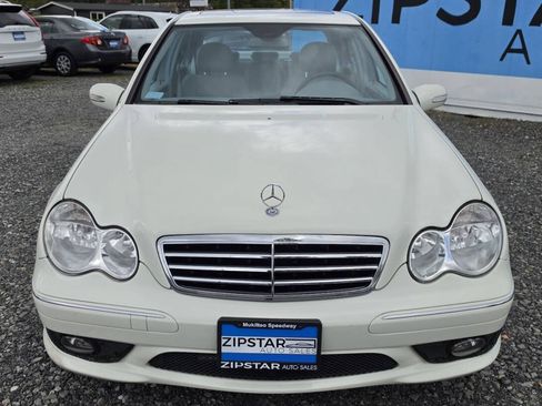 Used 2007 Mercedes-Benz C 230 Sedan image 2