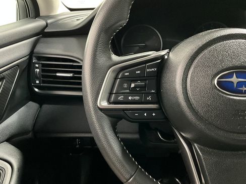 Used 2025 Subaru Outback Premium w/ Popular Package #1A AWD/4WD image 18