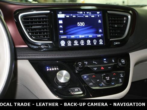 Used 2017 Chrysler Pacifica Limited image 20