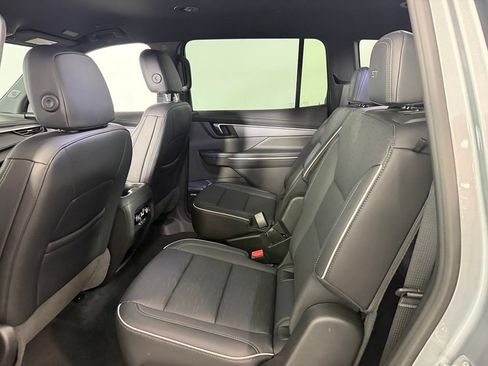 Used 2026 Buick Enclave Sport Touring FWD image 27