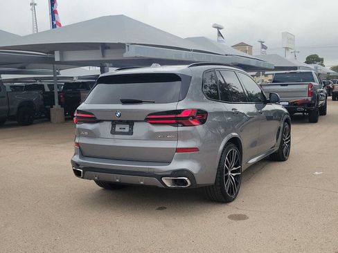 Used 2025 BMW X5 xDrive40i w/ M Sport Package AWD/4WD image 8