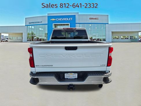 Used 2021 Chevrolet Silverado 2500 LTZ w/ LTZ Plus Package AWD/4WD image 6