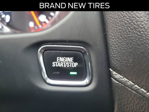 Used 2017 GMC Acadia Denali w/ Technology Package image 26