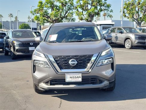Certified 2023 Nissan Rogue SV image 26