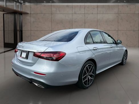 Used 2023 Mercedes-Benz E 350 Sedan image 5
