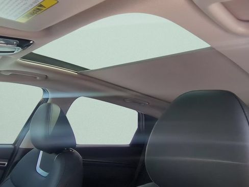Certified 2024 Hyundai Tucson Limited FWD image 17