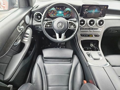 Certified 2020 Mercedes-Benz GLC 300 4MATIC image 11