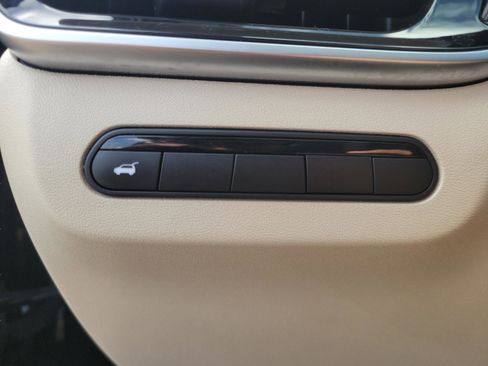 Certified 2025 INFINITI QX60 Pure image 25