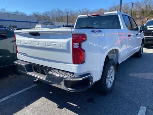 Used 2025 Chevrolet Silverado 1500 W/T w/ WT Value Package image 3