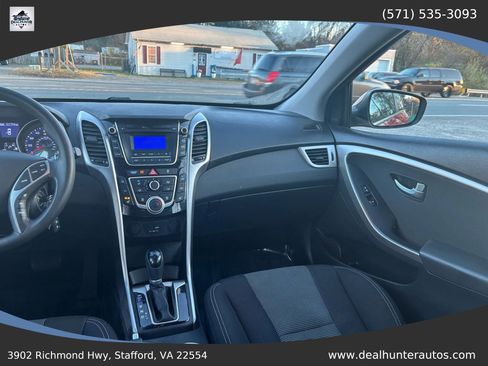 Used 2016 Hyundai Elantra GT FWD image 27