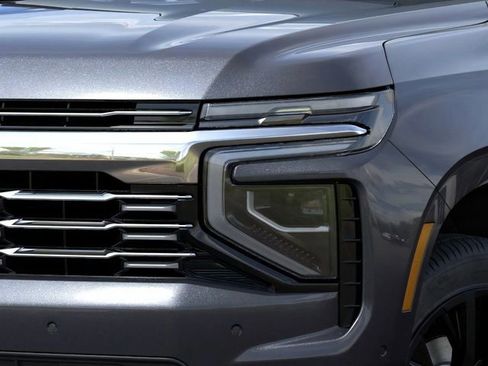 New 2026 Chevrolet Suburban Premier AWD/4WD image 11