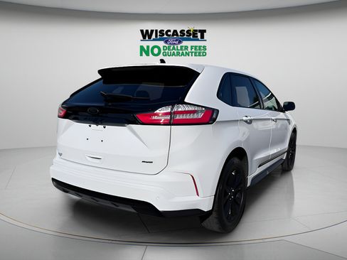 Used 2024 Ford Edge SE w/ Black Appearance Package AWD/4WD image 25